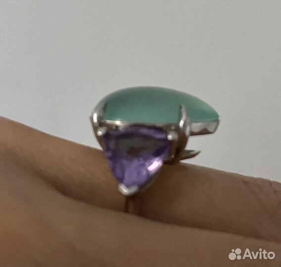 Продам кольцо серебро аметист берилл