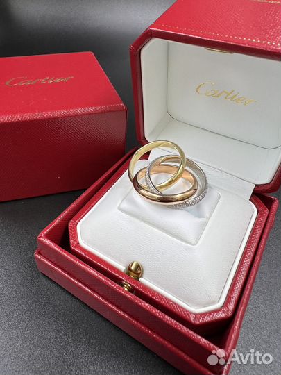 Кольцо Cartier Trinity de Ring B4038900
