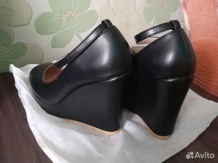 Туфли женские