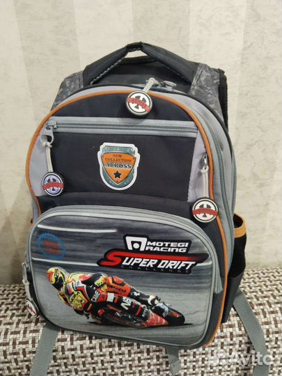 Школьный рюкзак