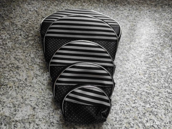 Набор косметичек