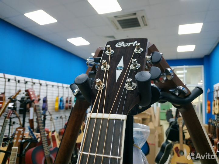 Акустическая гитара Cort массив