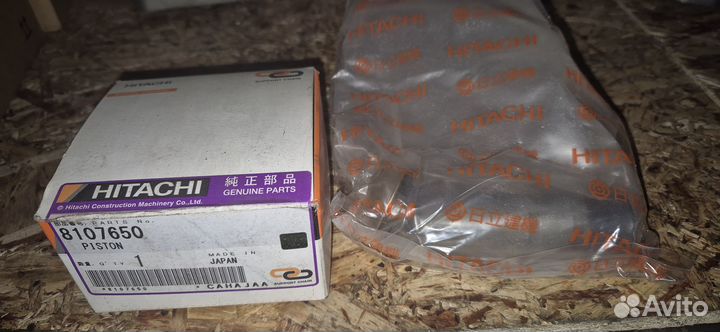 Поршень гидромотора Hitachi 8107650