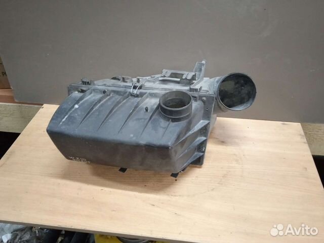 Корпус воздушного фильтра Mercedes w210 e klass