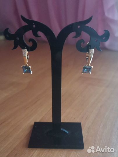 Изящные серьги с радужными топазами (gold filled)
