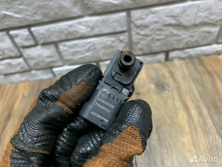 LADA Vesta Датчик давления воздуха 1,6л H4M