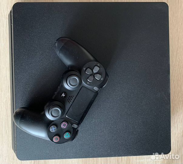 Игровая приставка PlayStation 4 Slim 1TB + 3 игры