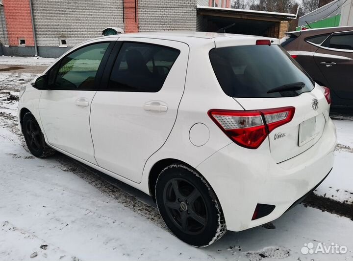 Toyota Vitz 1.0 CVT, 2019, 57 000 км