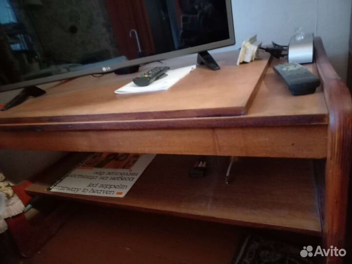 Журнальный стол