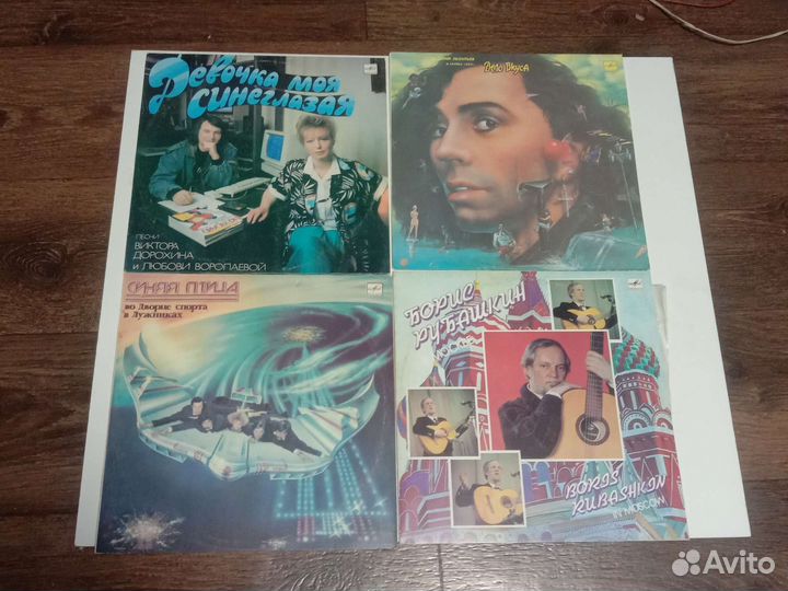 Пластинки виниловые Мелодия и демократия (2000шт)