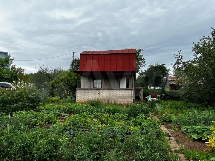 Дача 30 м² на участке 5,5 сот.