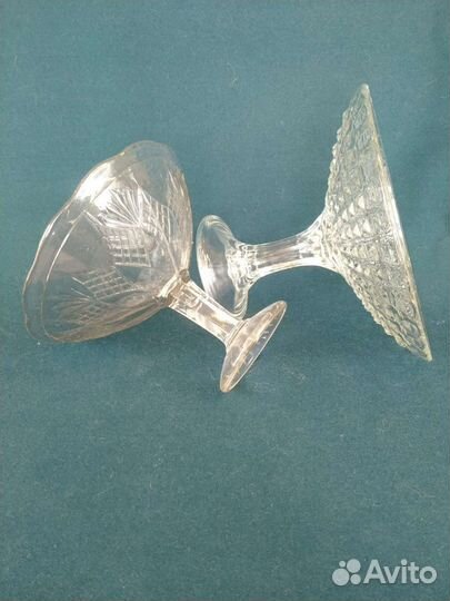 Конфетница/фруктовница на ножке