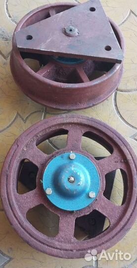 Большой ролик тсн в сборе