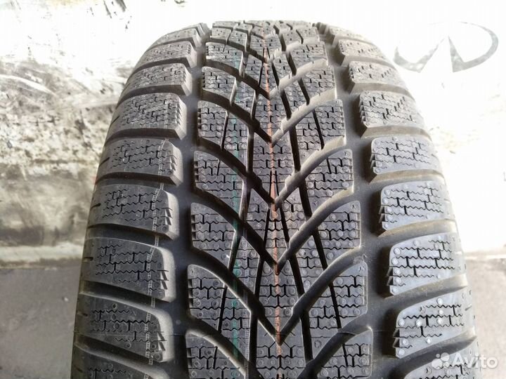 Dunlop SP Winter Sport 4D 205/50 R17 93V