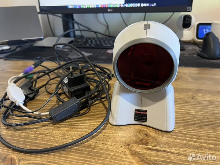 Сканер штрих кода Honeywell MS 7120 Orbit