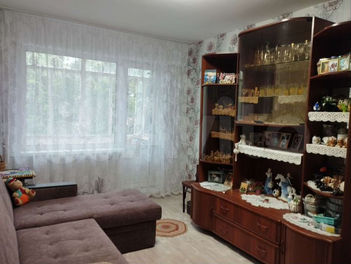 3-к. квартира, 60 м², 3/5 эт.