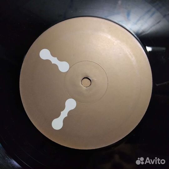 Björk/Виниловые пластинки коллекционные/UK/2LP/1CD