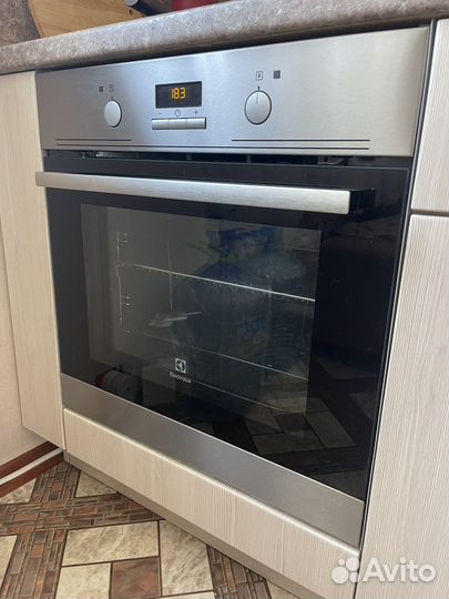 Духовой шкаф встроенный electrolux