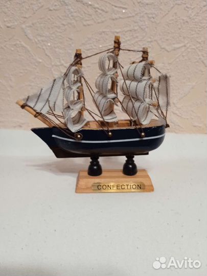 Фигурка-макет кораблей