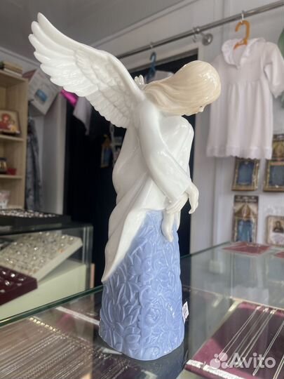 Фигурка Ангел на скале, керамика