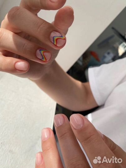 Маникюр педикюр