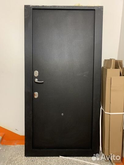 Дверь входная