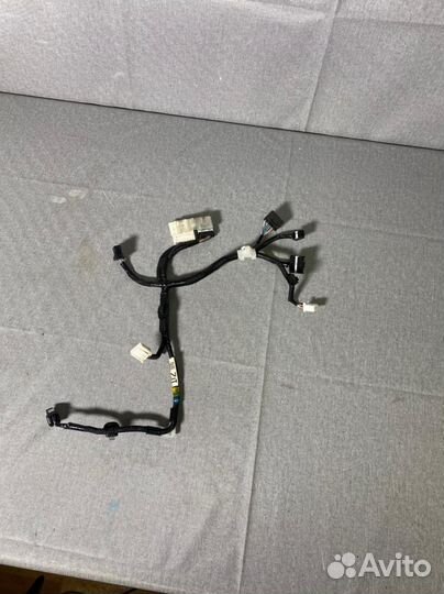 Проводка центральной консоли LexusLX 570