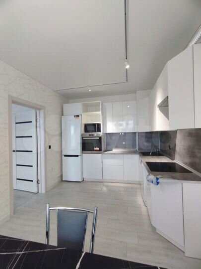 3-к. квартира, 85 м², 4/8 эт.