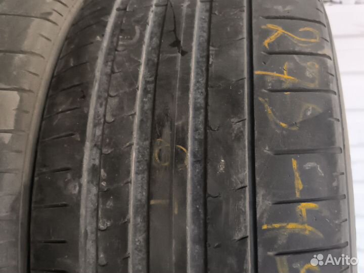 Pirelli P Zero 255/35 R21 98Y