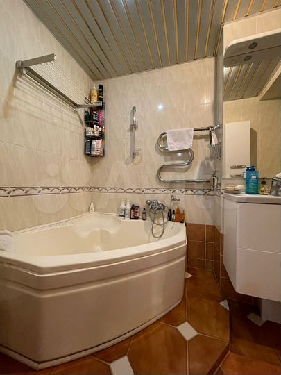 3-к. квартира, 90 м², 3/4 эт.