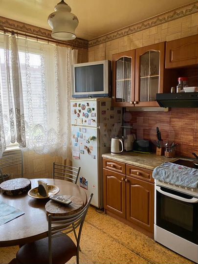 4-к. квартира, 92 м², 11/14 эт.