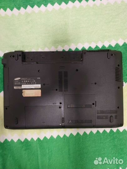 Ноутбук samsung R780,17,3-диагональ