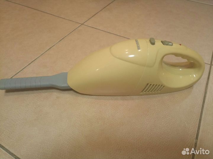 Аккумуляторный пылесос