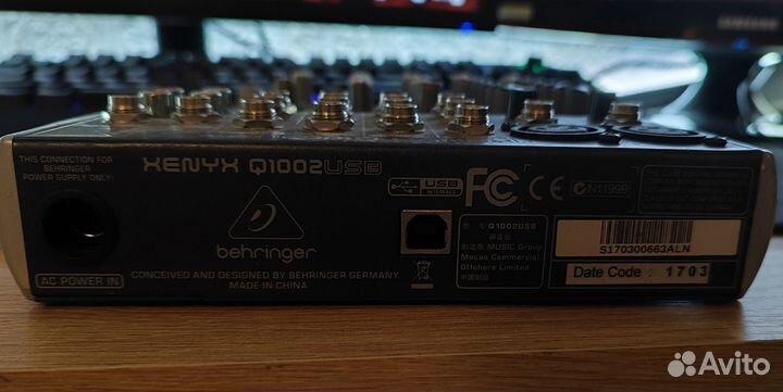 Микшерный пульт behringer xenyx q1002usb