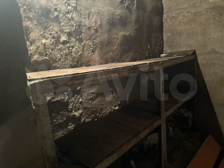 Машиноместо, 10 м²