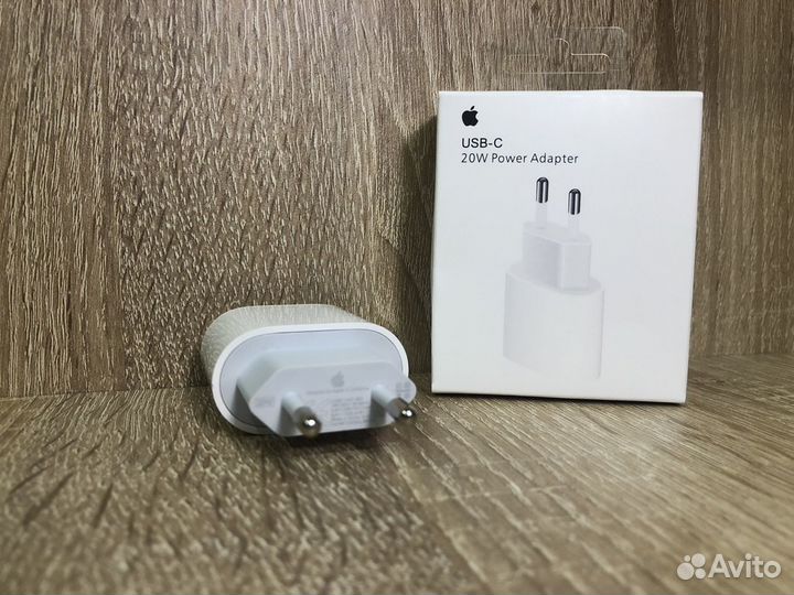 Зарядка на iPhone