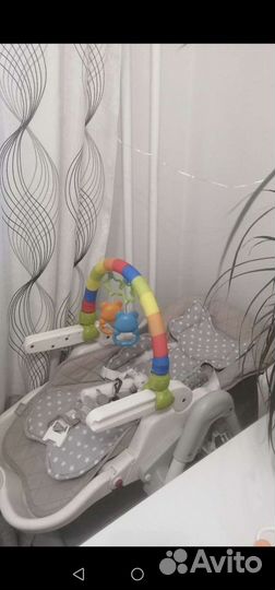 Дуга с игрушками