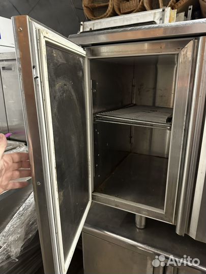 Холодильный стол