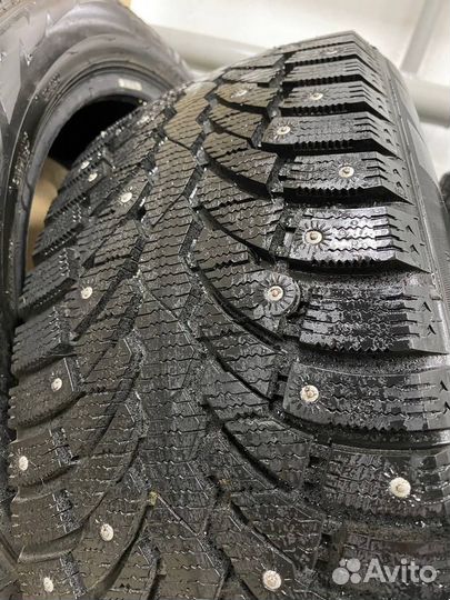 Pirelli Formula Ice 225/50 R17 98T