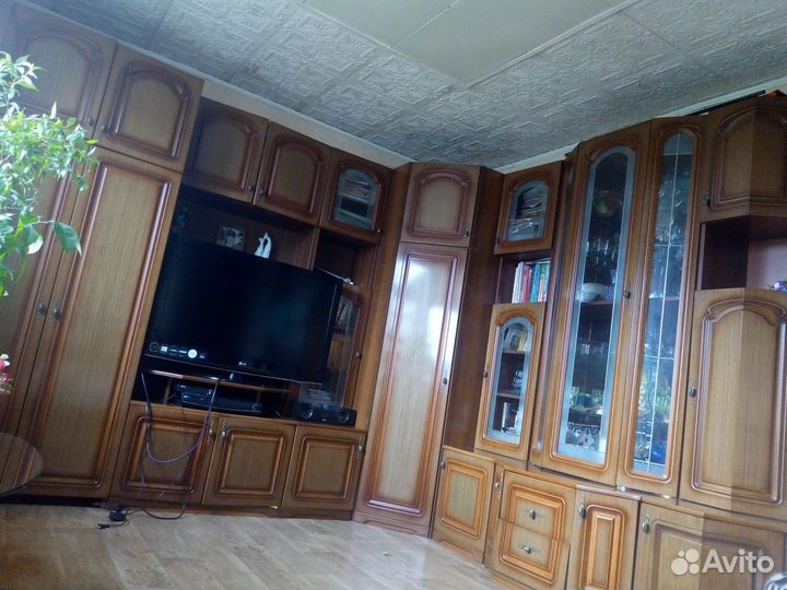 Стенка угловая Азалия
