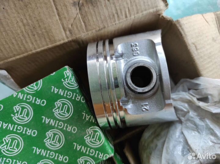 Поршни с пальцами на ваз 1111 Ока