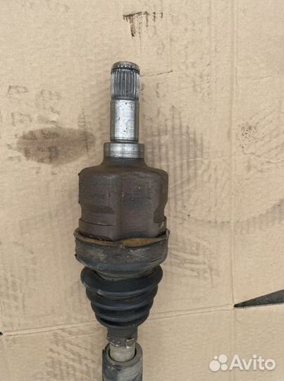 Привод передний Chrysler Voyager 4 RG