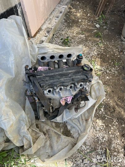Двигатель на Honda Fit