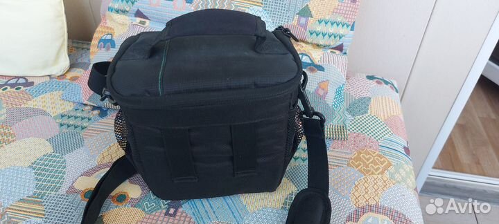 Сумка для фотоаппарата RivaCase 7420 SLR black