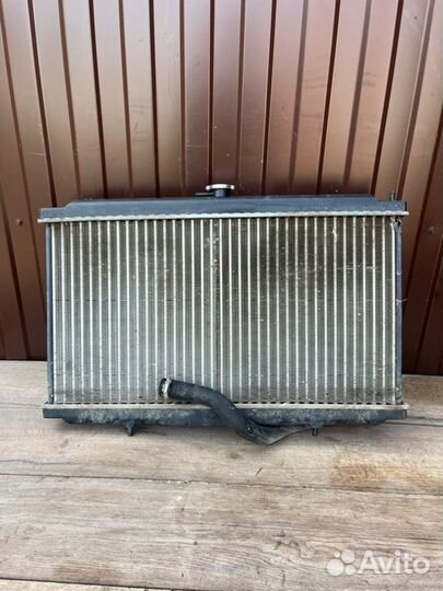 Радиатор охлаждения двигателя Nissan Almera N16
