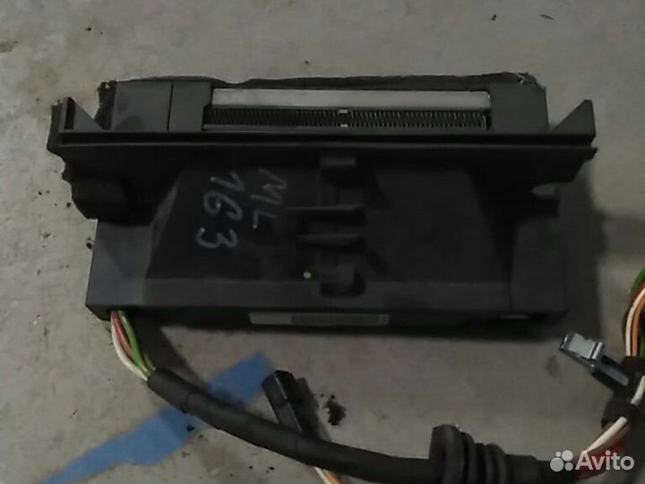 Электрический радиатор печки Mercedes ML 163