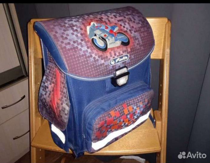 Рюкзак школьный