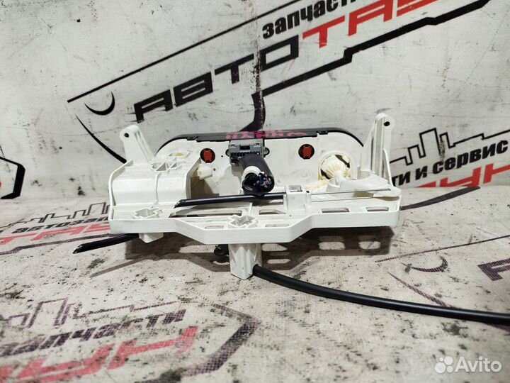 Блок климат-контроля nissan mazda AD familia VAN wingroad bbvy11. VGY11 vhny11 VY11 wfny11 WFY11 whn