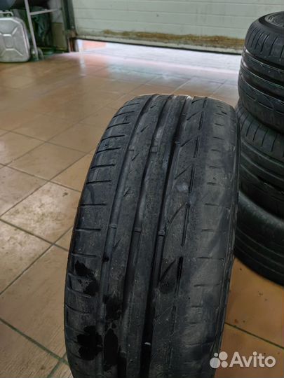 Bridgestone Potenza S001 225/45 R18 и 245/40 R18 97Y