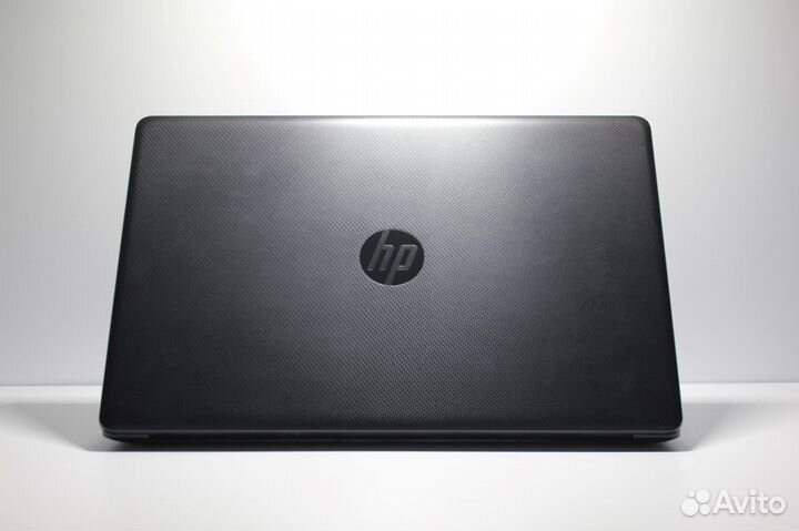 Ноутбук HP 17.3